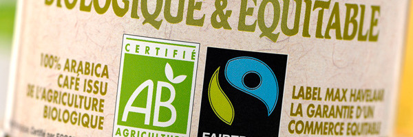 Certificarile îi afectează pozitiv pe fermierii de cafea? Studii noi arată ca "nu prea" 